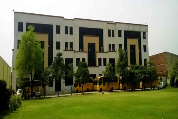 https://cache.careers360.mobi/media/colleges/social-media/media-gallery/4262/2018/10/15/Campus View of HMR Institute of Technology and Management Delhi_Campus View.jpg